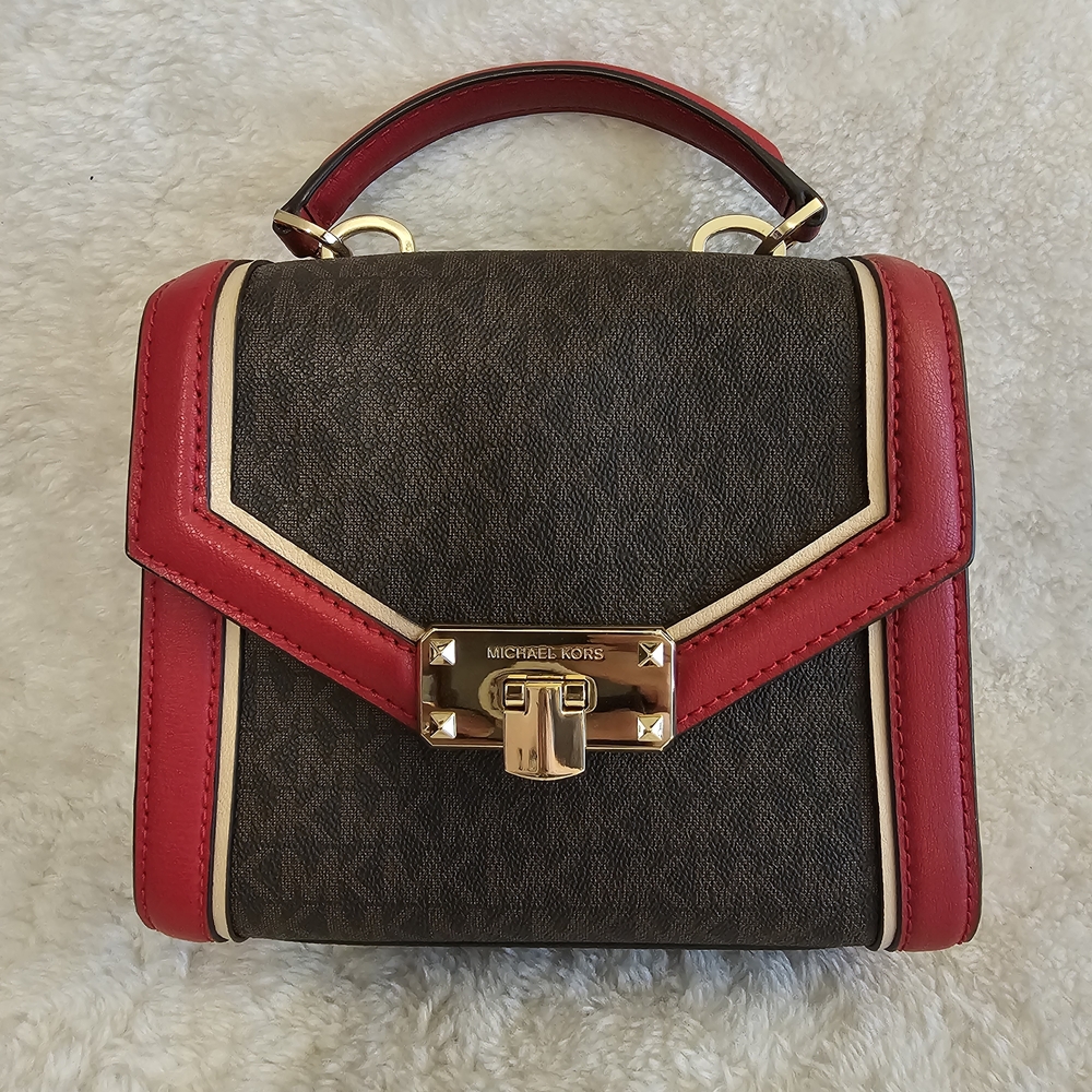 NWOT - Never Used! Michael Kors Kinsley XS Crossbody